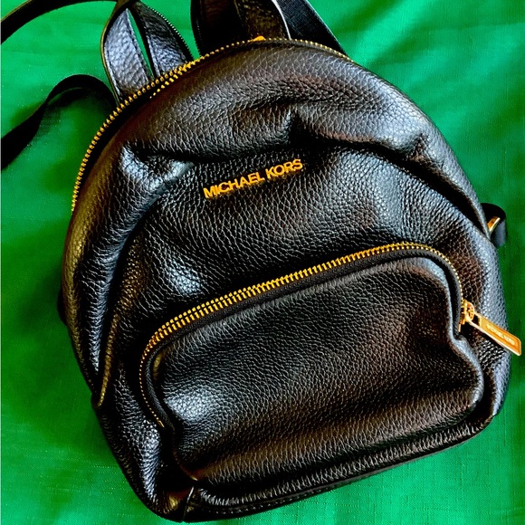 Like NEW, barely used Michael Kors Mini Backpack Purse - Picture 5 of 5